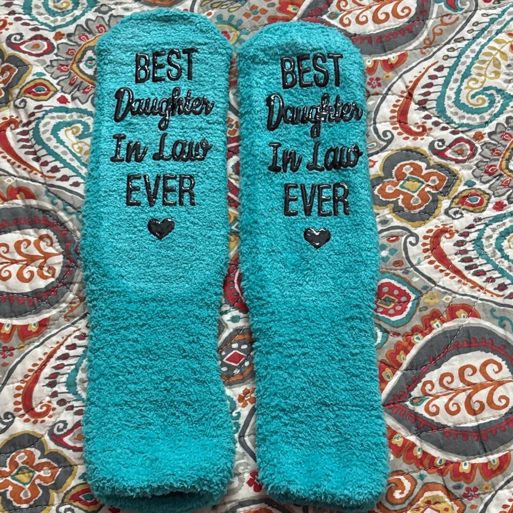 NWOT Teal Best Daughter In Law Ever Socks
